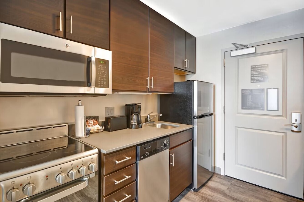 استوديو بسريرين كوين لذوي الإعاقة، TOWNEPLACE SUITES CRANBURY SOUTH BRUNSWICK 4/4
