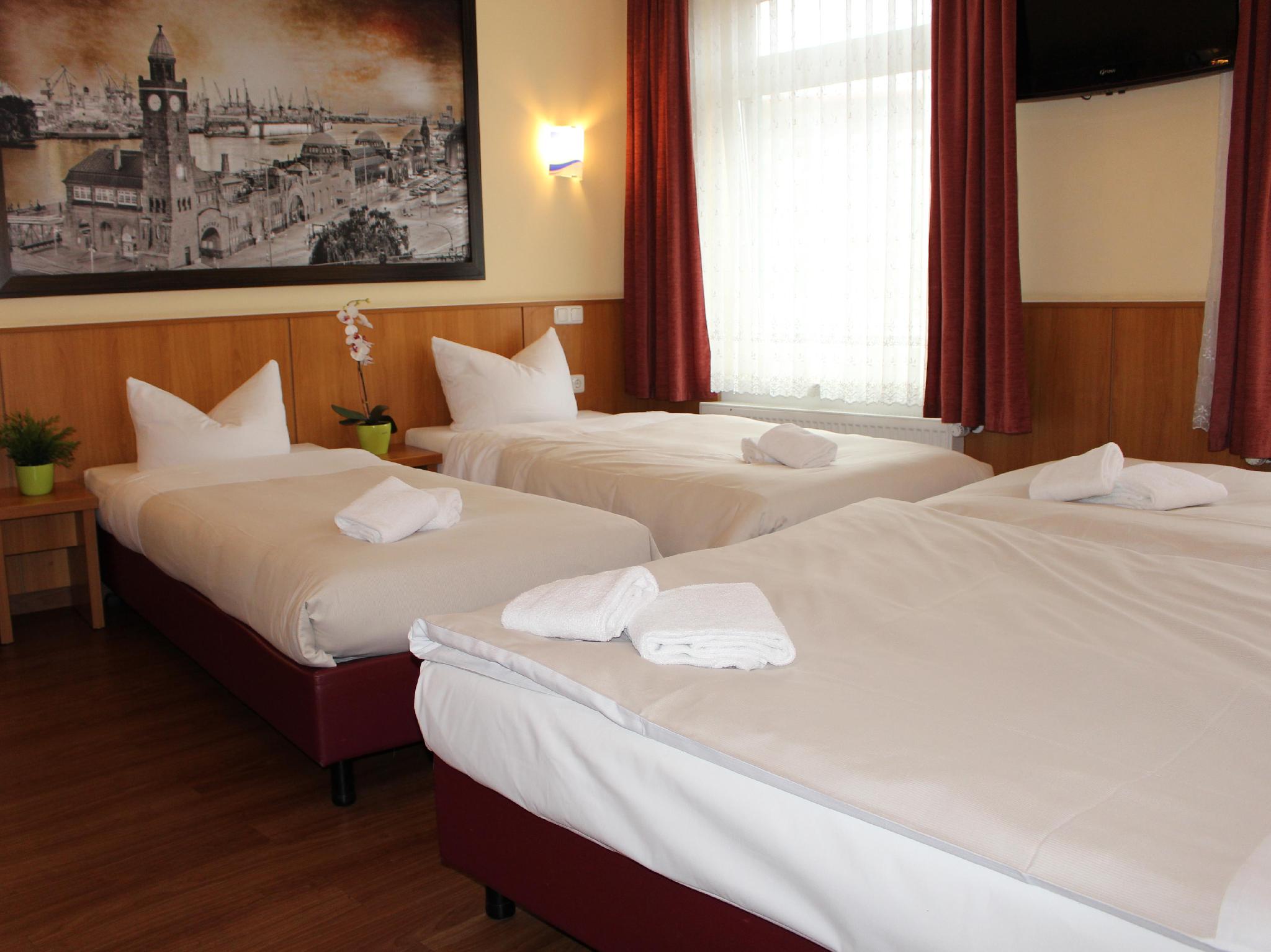 Altan Hotel 6/29