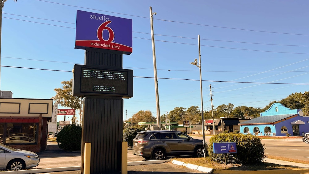 Studio6 Wilmington, NC 31/37