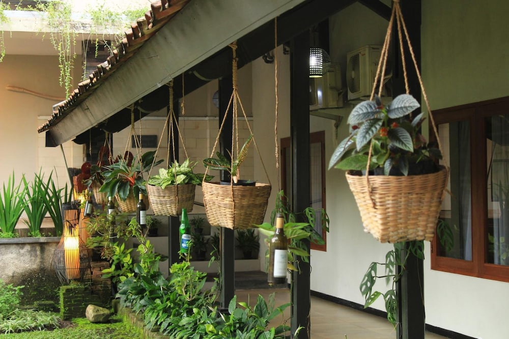 Hotel Sriti 13/57