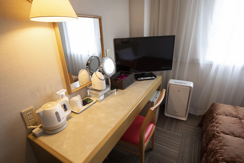Court Hotel Mito 67/71