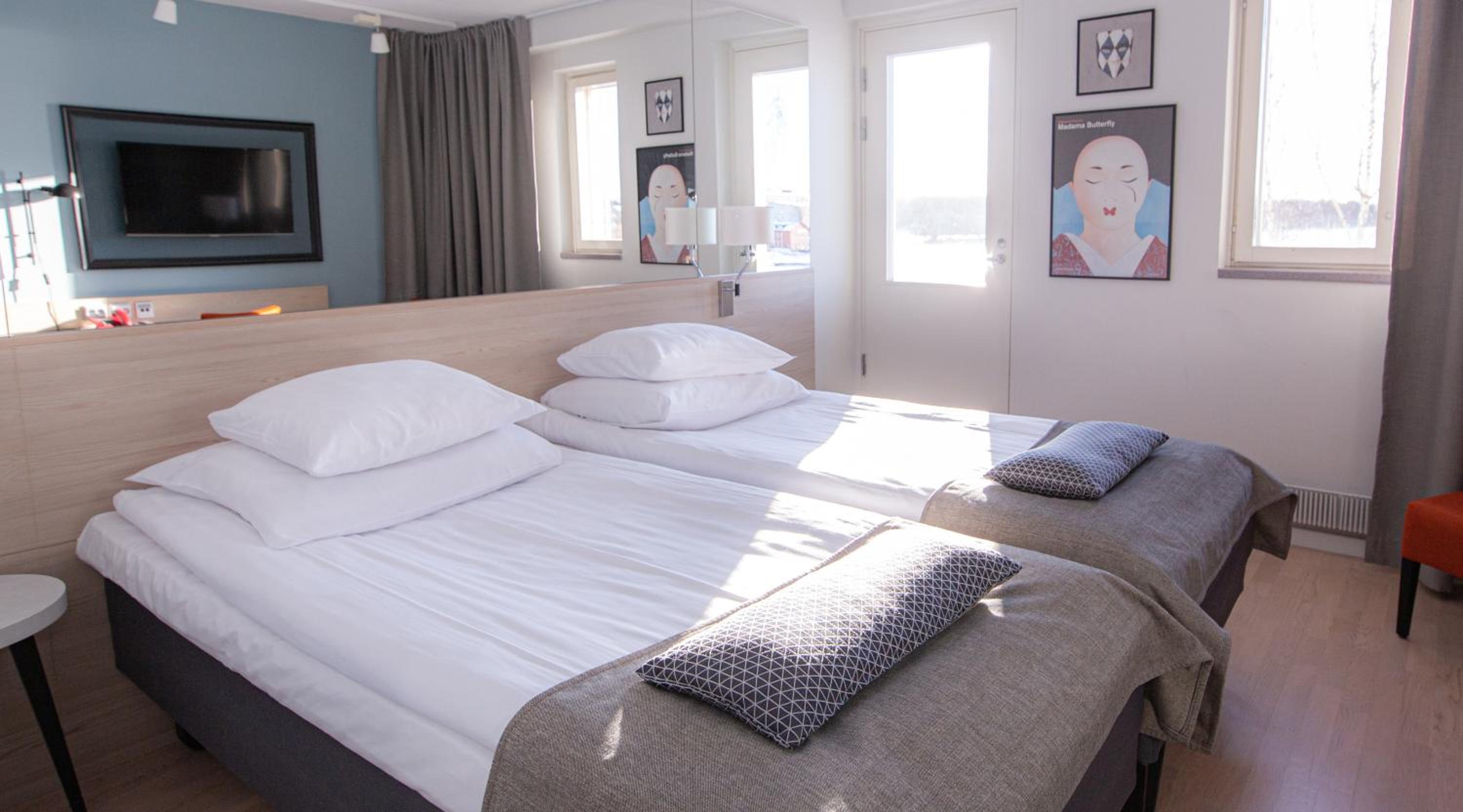 rooms