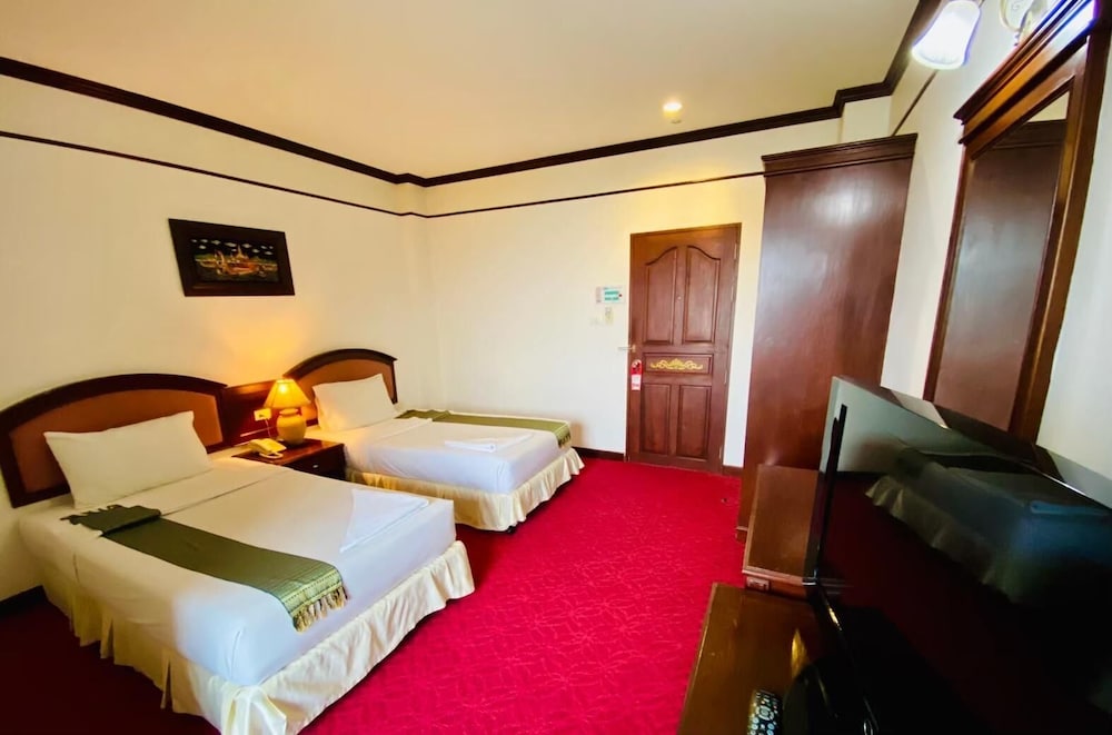 SUPERIOR, TWIN BEDS