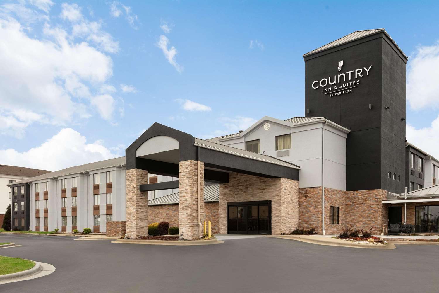 Country Inn & Suites by Radisson, Roanoke Rapids, NC 2/14