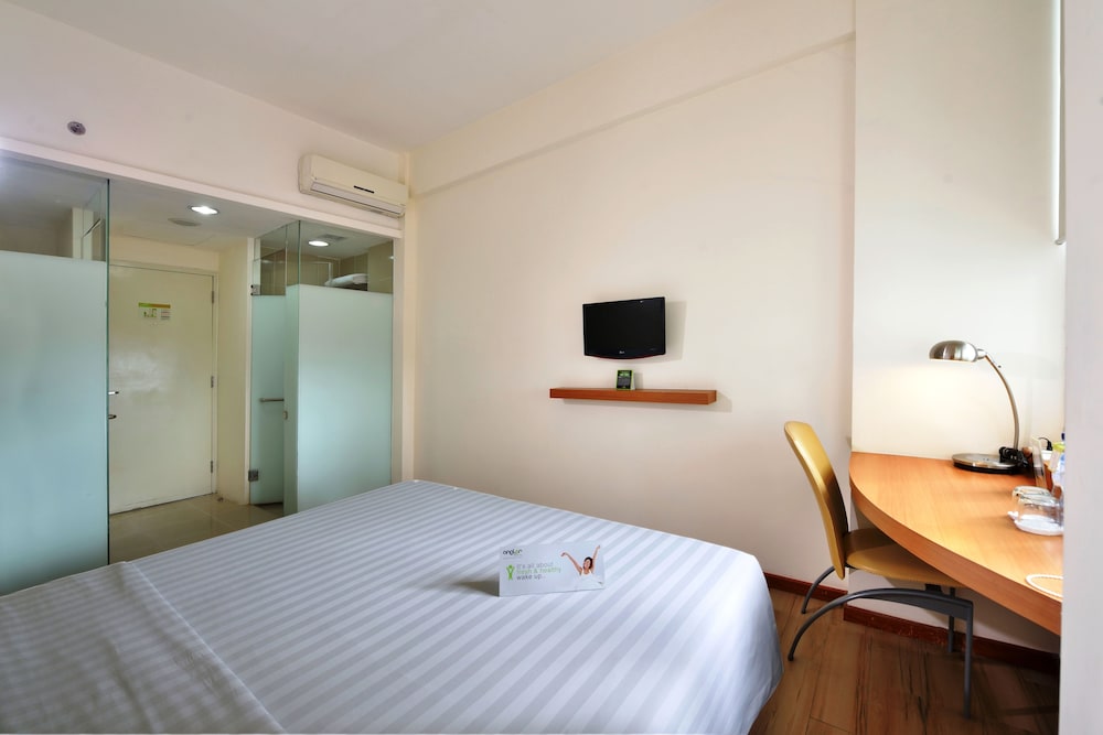 Whiz Hotel Malioboro Yogyakarta 11/48
