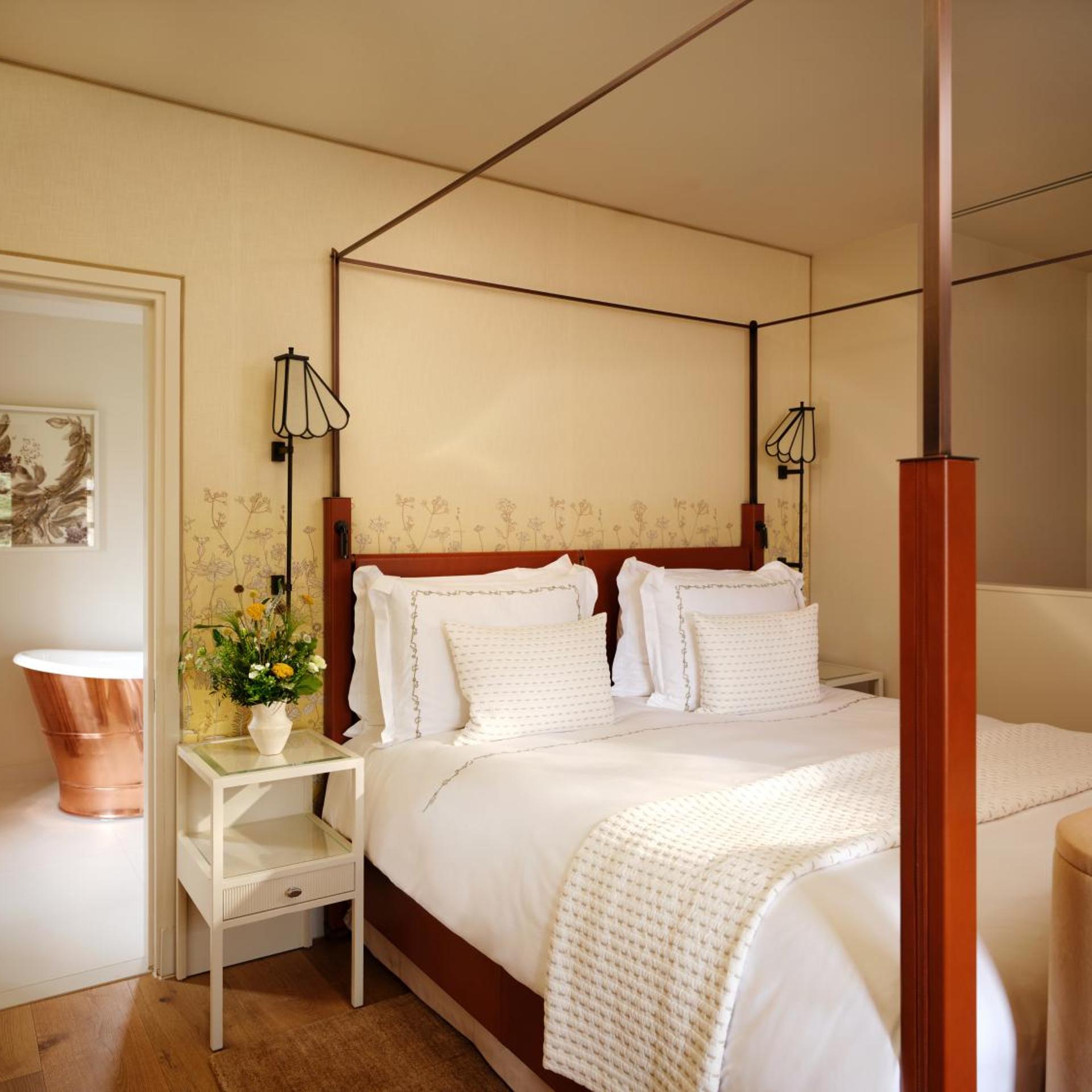 Executive, Cottage, Suite