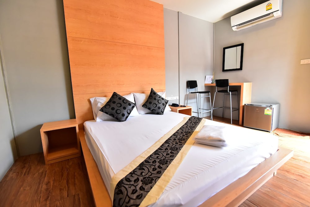 Room, Double Bed, Zone