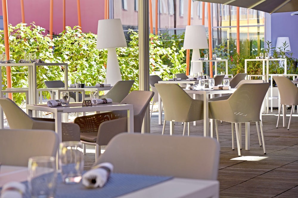 Radisson Blu Hotel Toulouse Airport Formerly Radisson Sas 60/74