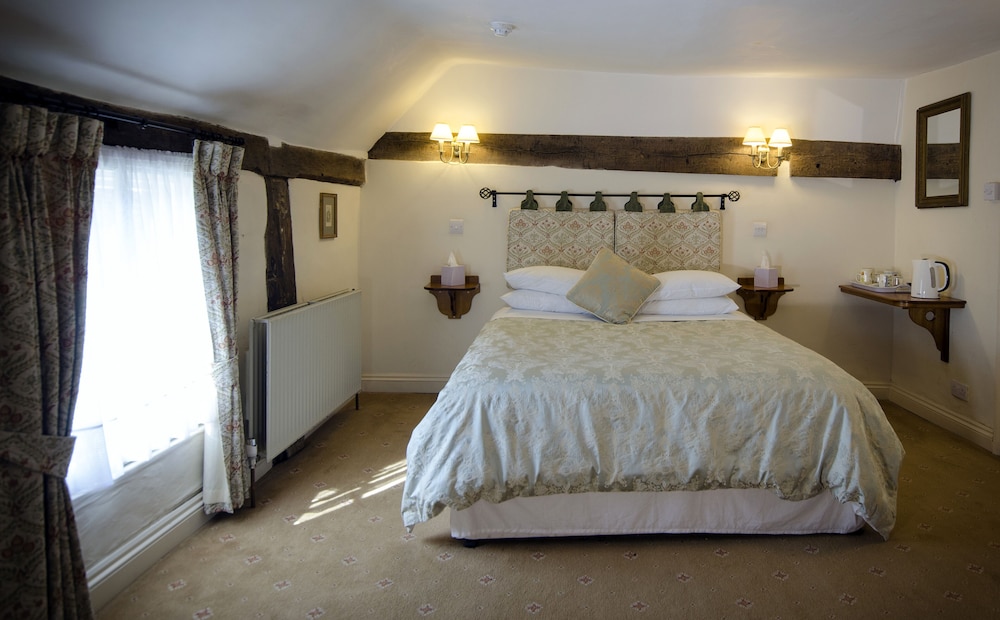 The Abbey Hotel 11/50