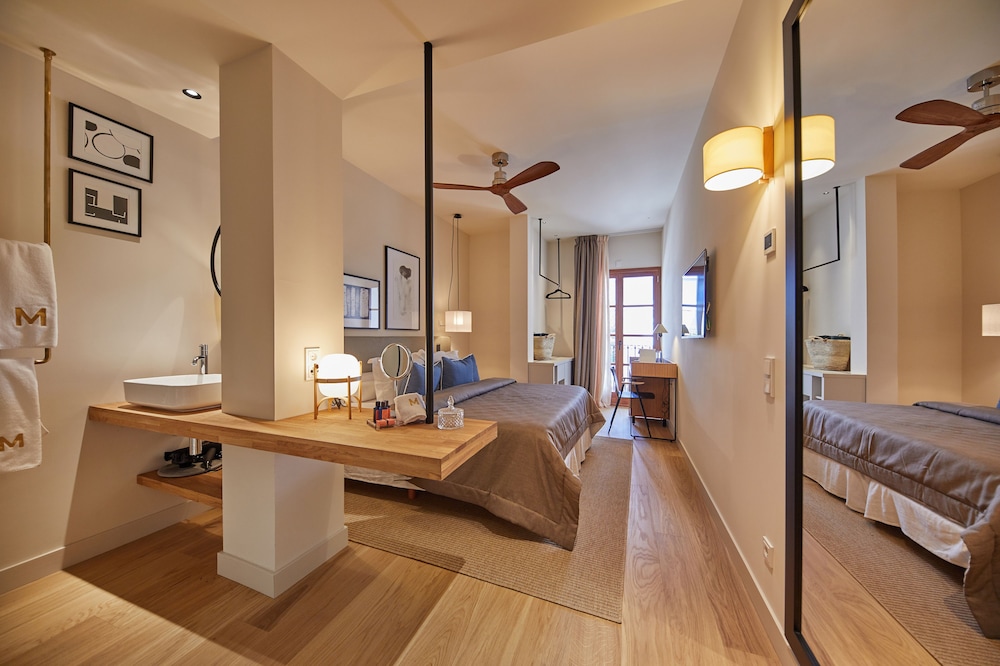 Mon Boutique Hotel 50/64