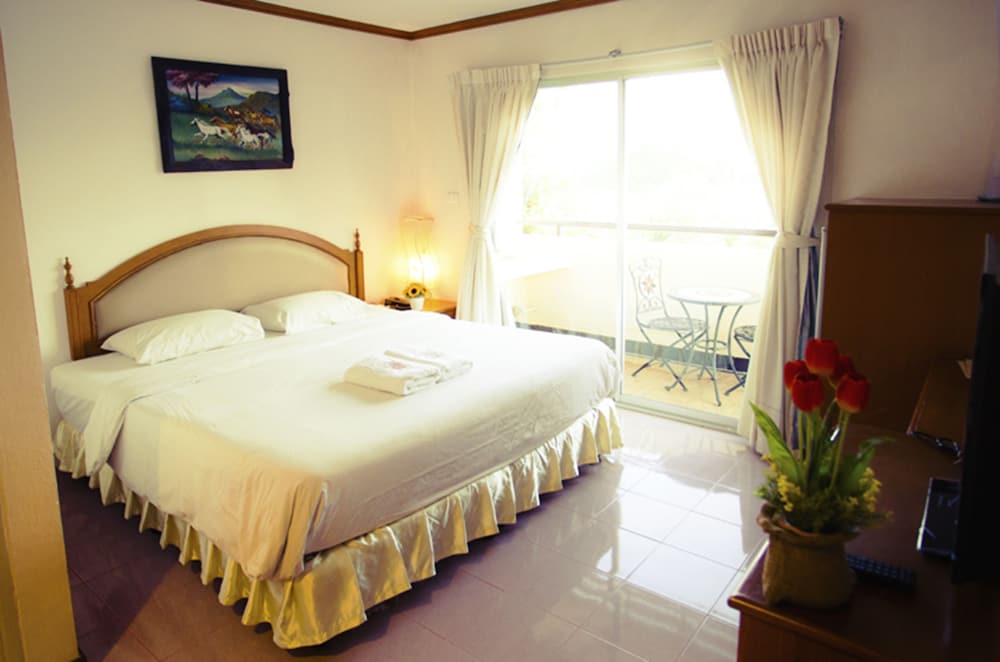 The Residence Hotel 18/39