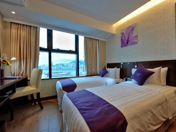 The Bauhinia Hotel - Tsim Sha Tsui 11/27