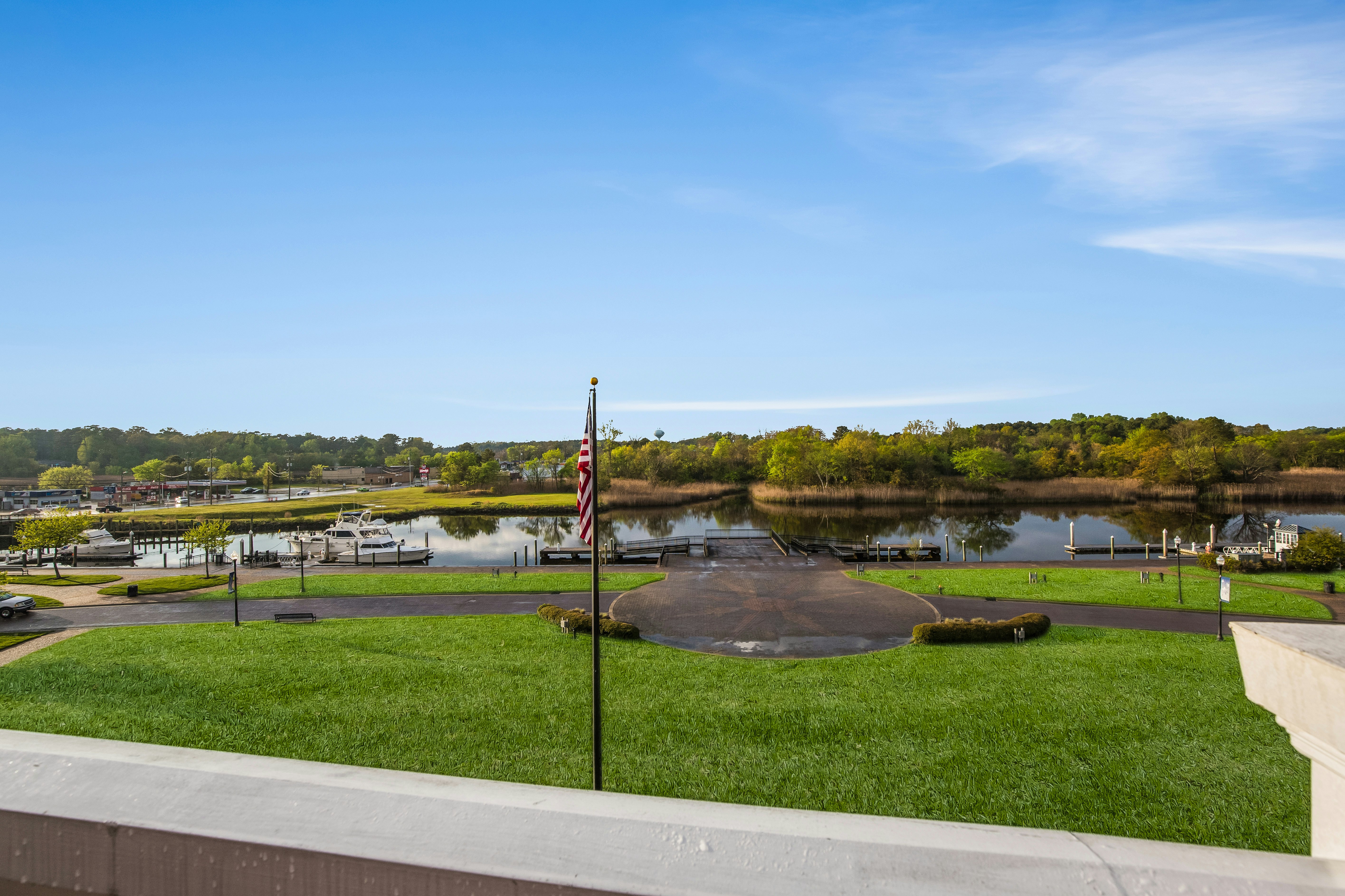 Hilton Garden Inn Suffolk Riverfront 48/50