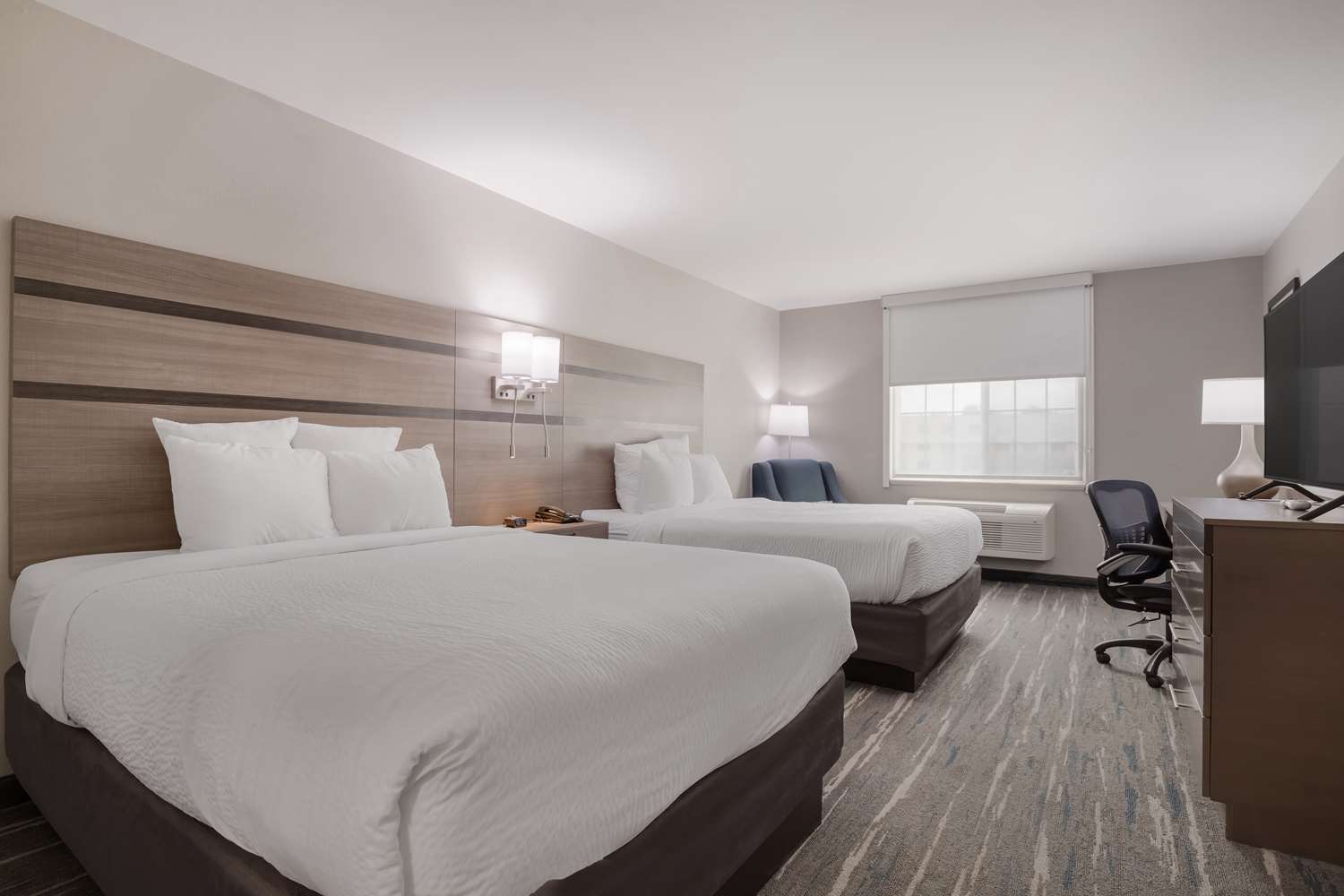 Flat, 2 Queen Beds