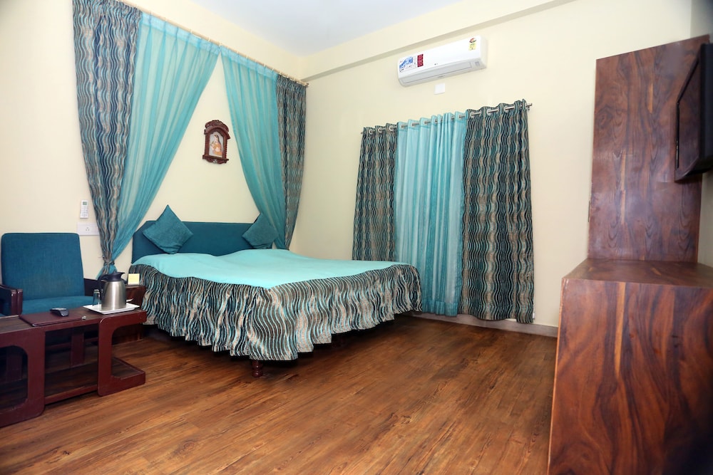 HOTEL PADMINI PALACE 11/56