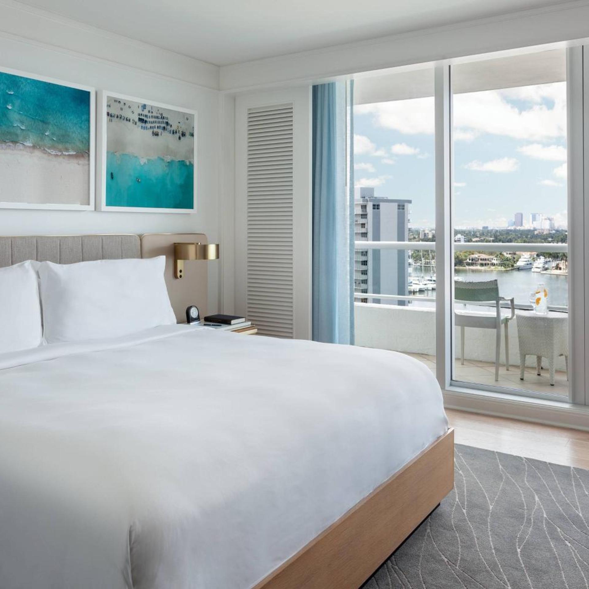 2 Bedrooms, Residential, Superior, Suite, Intracoastal View, Balcony