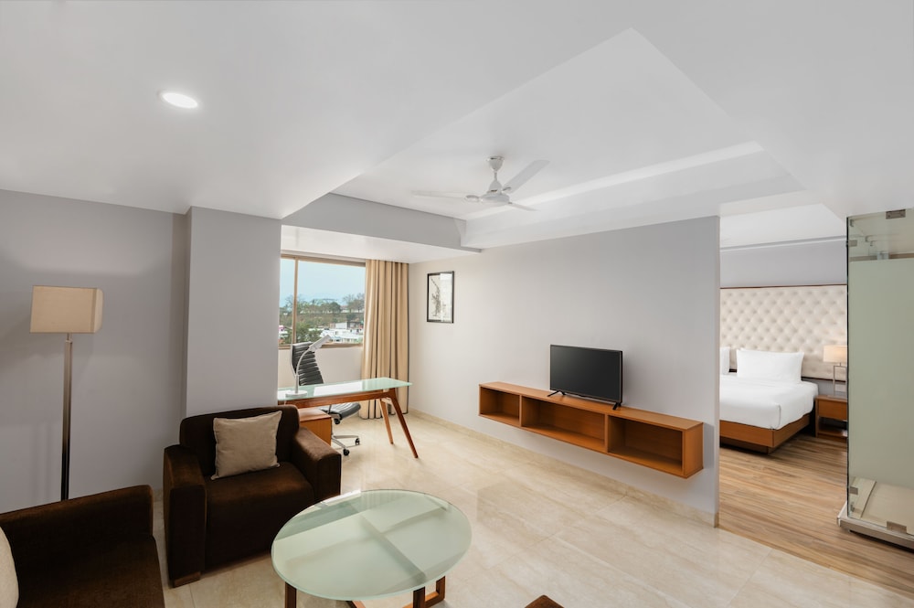 Classic Grande Imphal, a member of Radisson Individuals 43/65