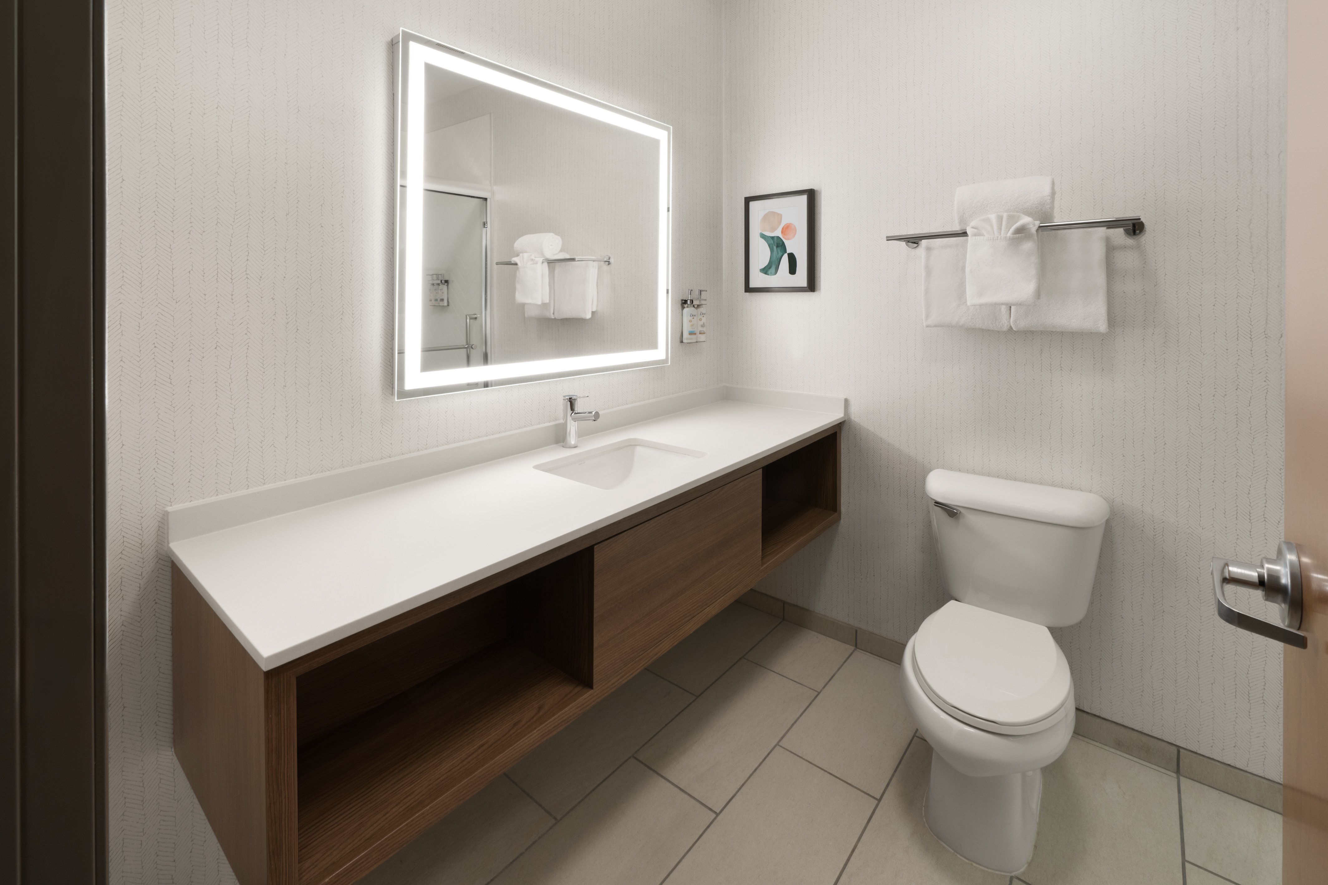 Holiday Inn Laramie 76/79