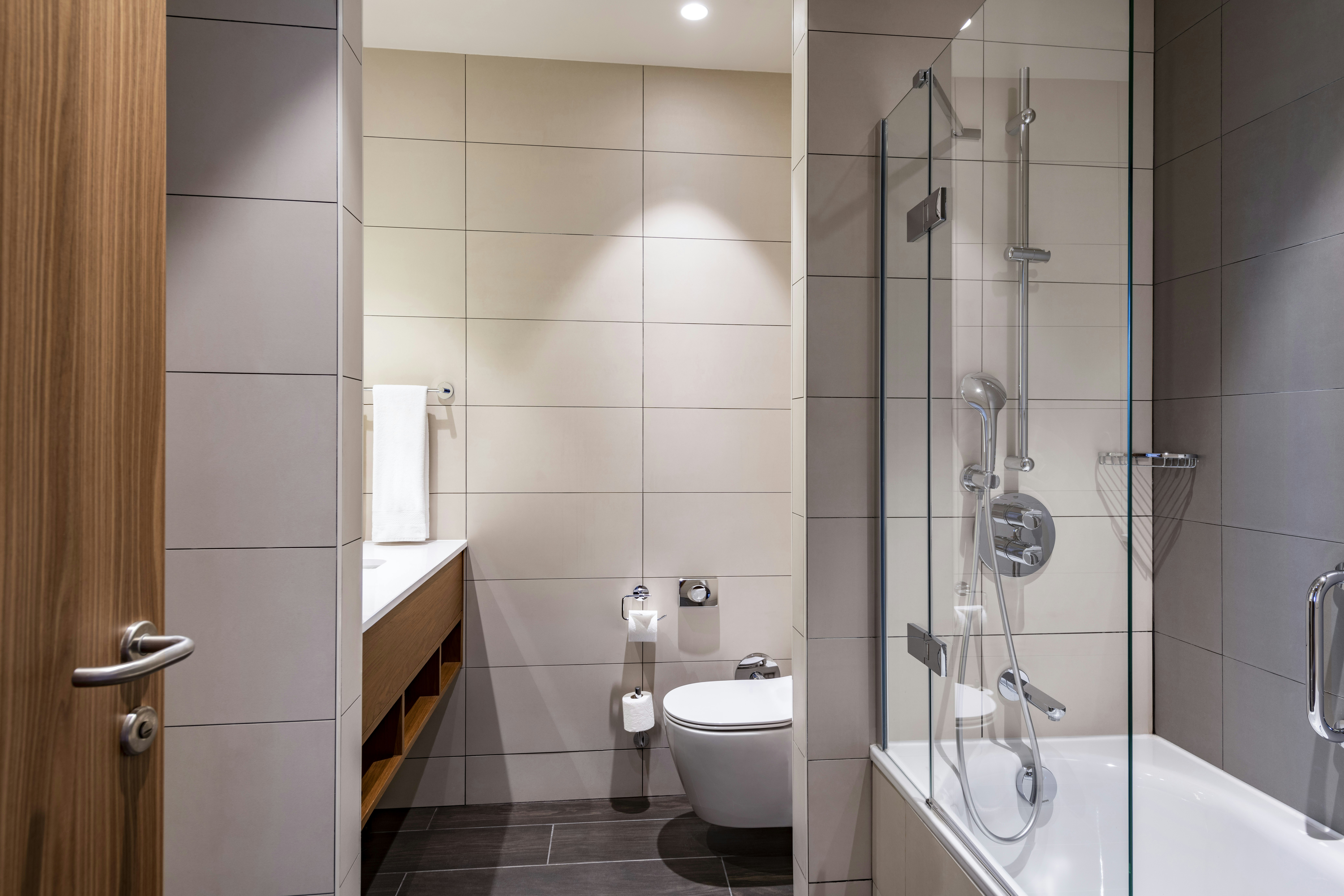 جناح جونيور بسرير كينج، Hilton Garden Inn Tbilisi Chavchavadze 4/5