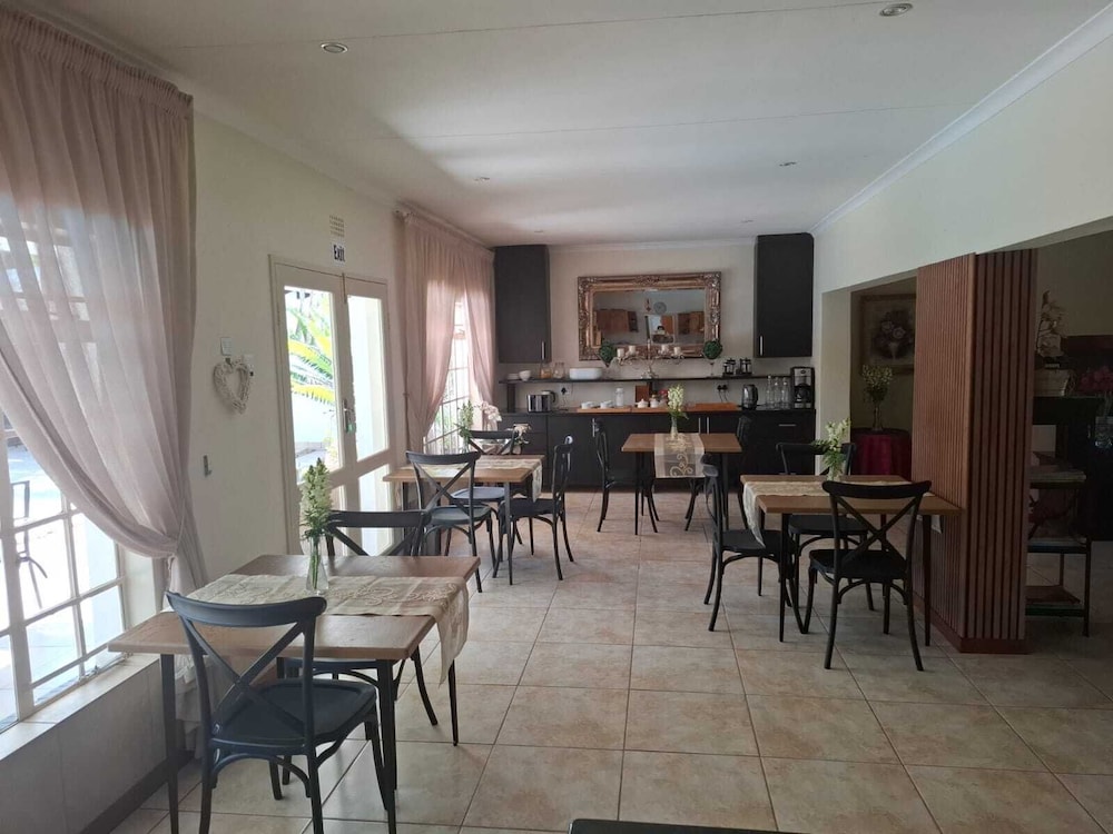 La Barune Guest House 34/45