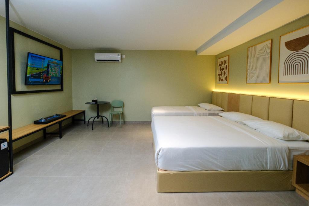 Dju Dju Hotel 6/24