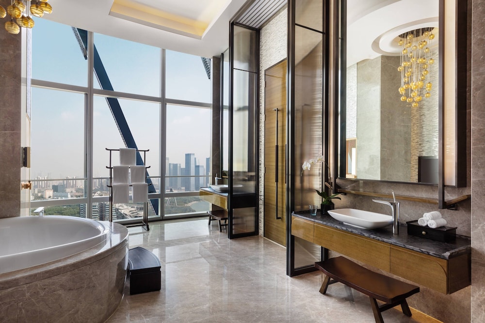 Jw Marriott Hotel Shenzhen Bao An 35/42