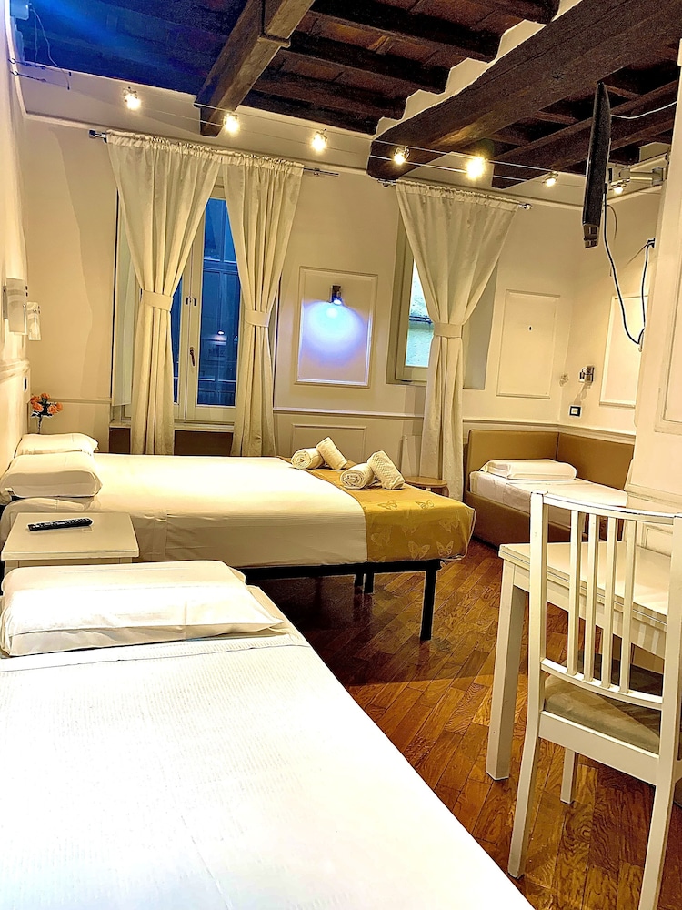 Domus Ester Roma 30/75