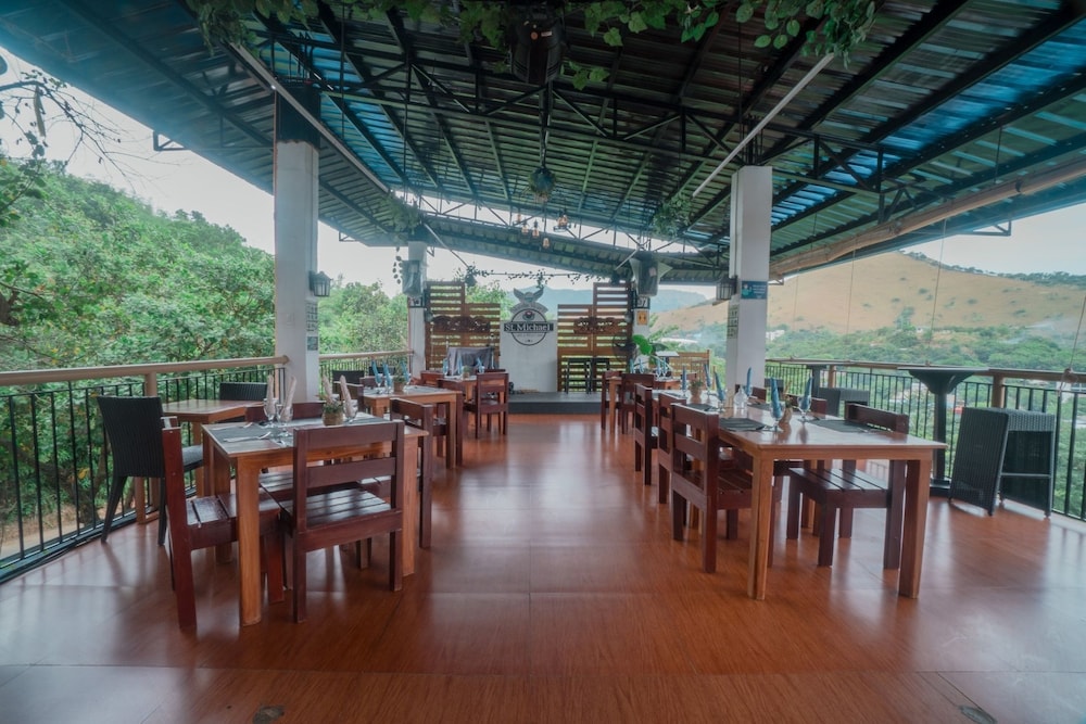 Skylodge Resort 38/50