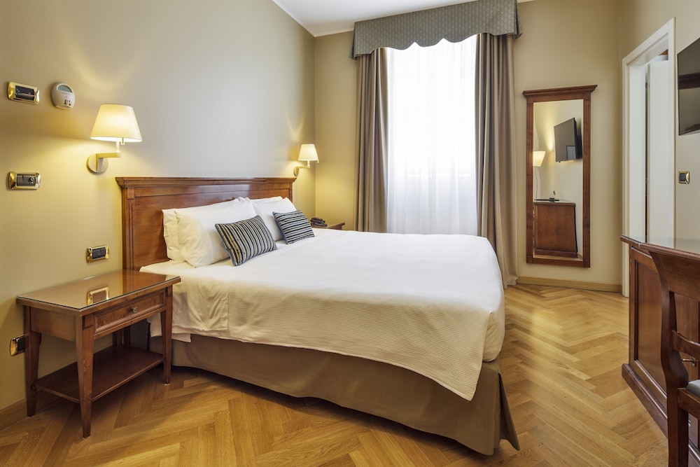 Continentale Hotel 9/66