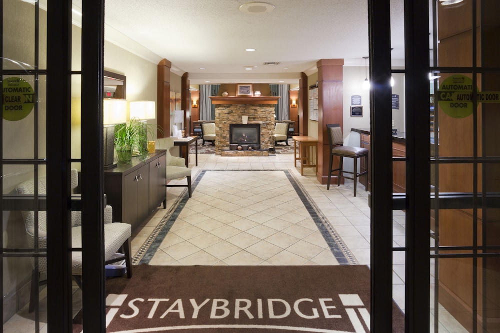Candlewood Suites Eagan Arpt South - Mall Area, an IHG Hotel 26/68