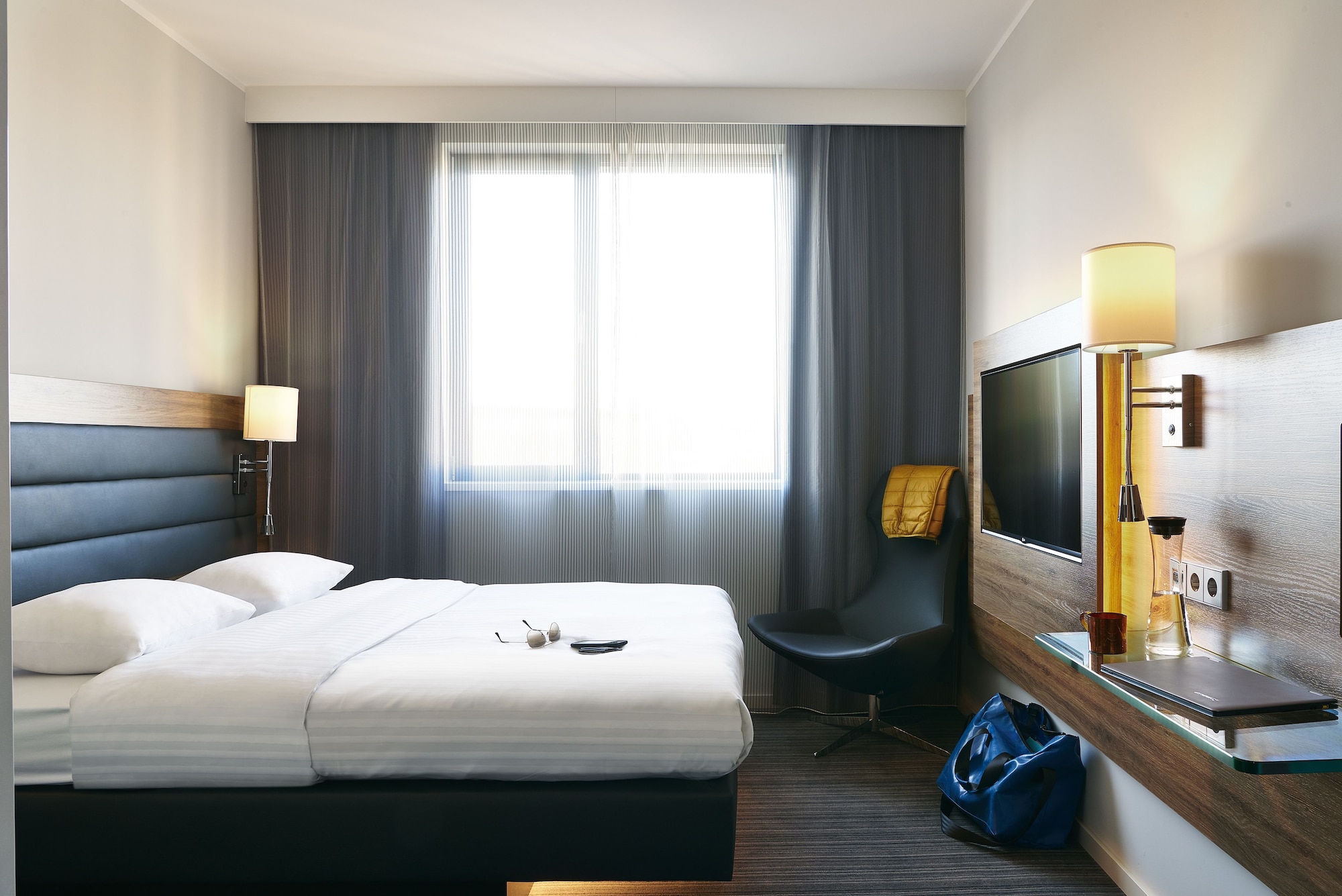Room at Moxy Edinburgh Airport, Newbridge