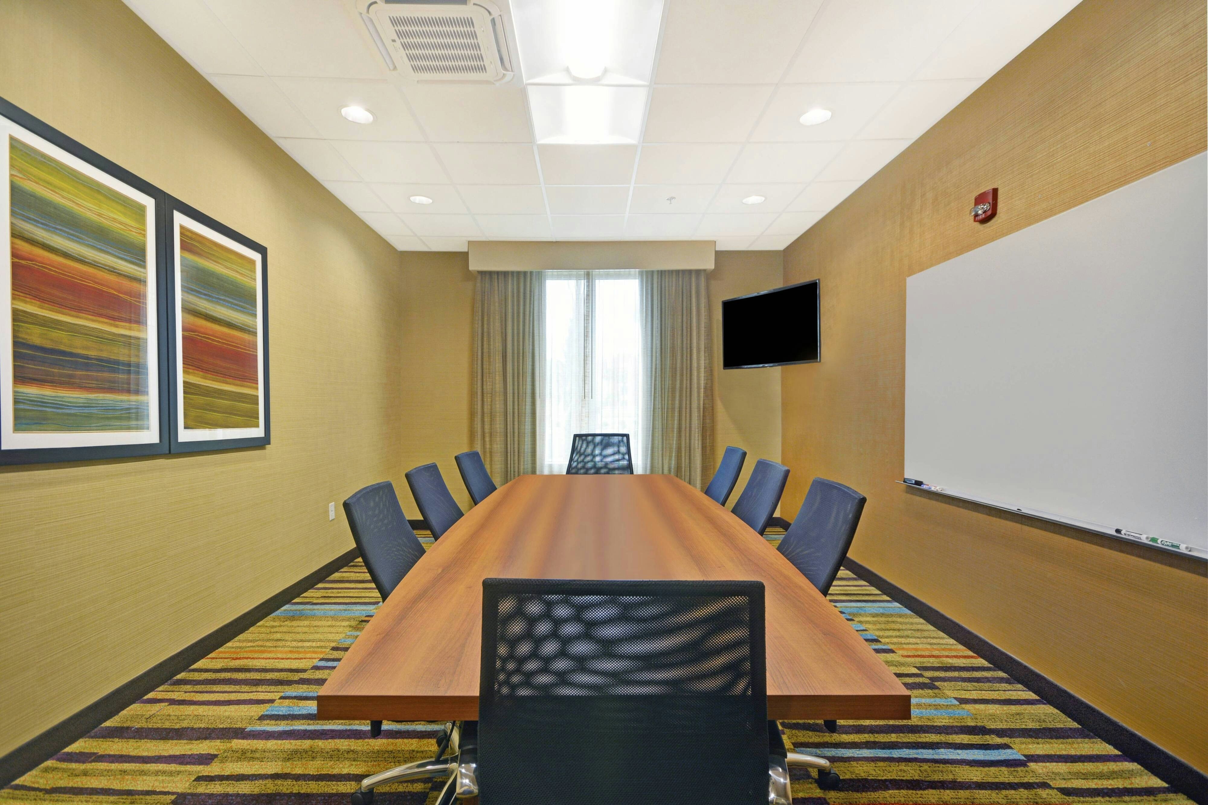 Fairfield Inn & Suites By Marriott Savannah Sw/Richmond Hill 49/53
