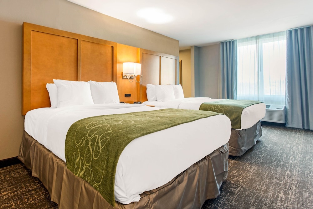 Comfort Suites North Charleston - Ashley Phosphate 14/32