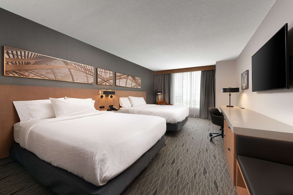 Hilton Garden Inn Toronto Airport 9/51