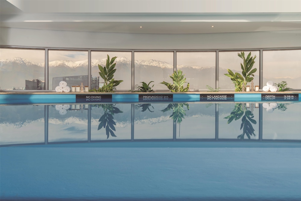swimming pool spa