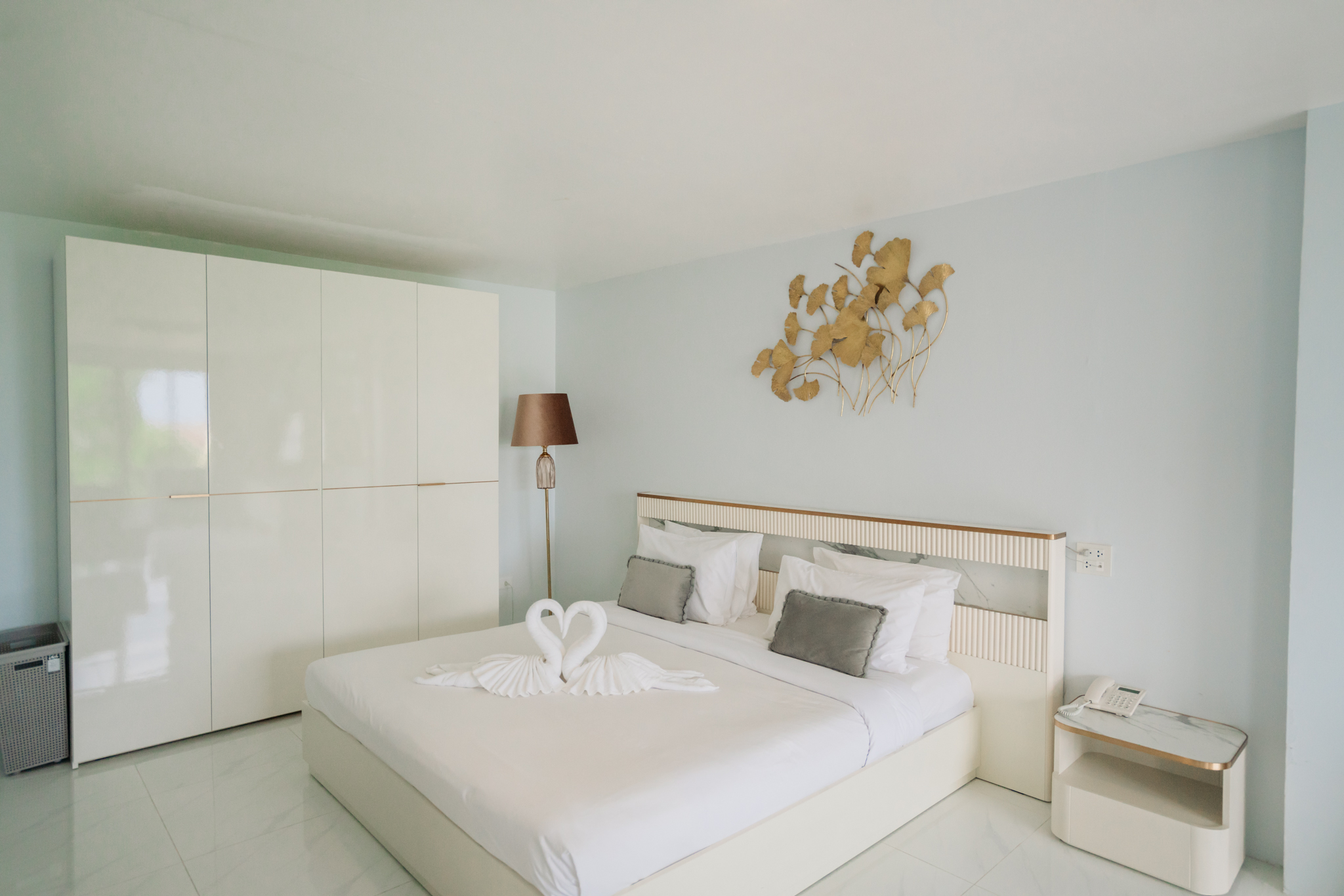 Penthouse Suite, City View