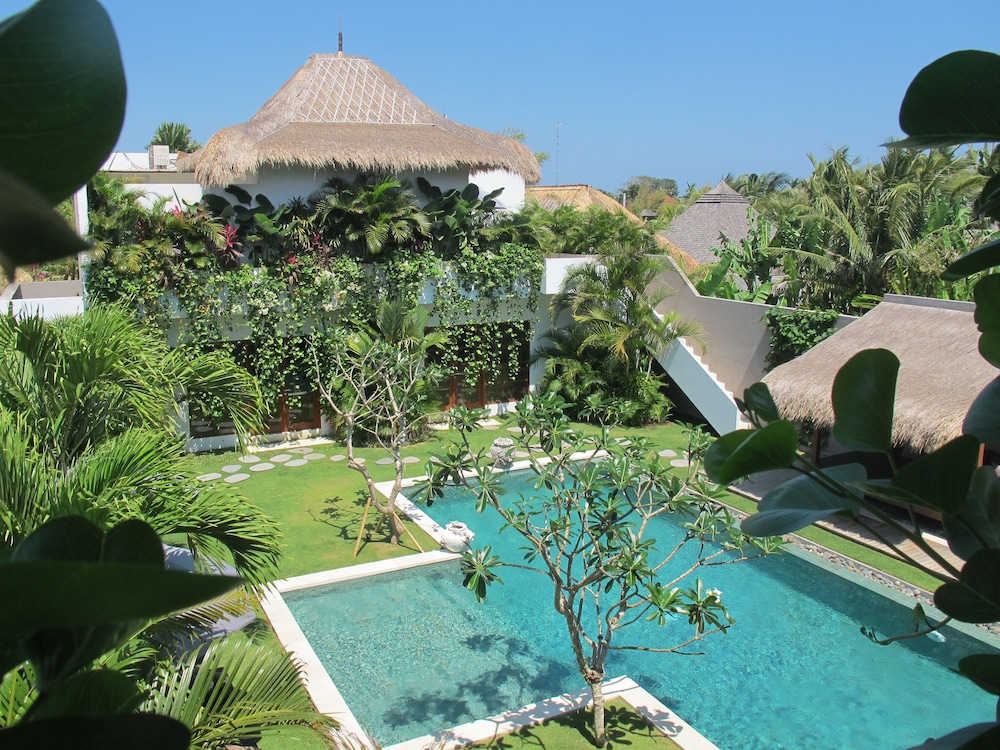 Chocolat Villas Seminyak 25/37