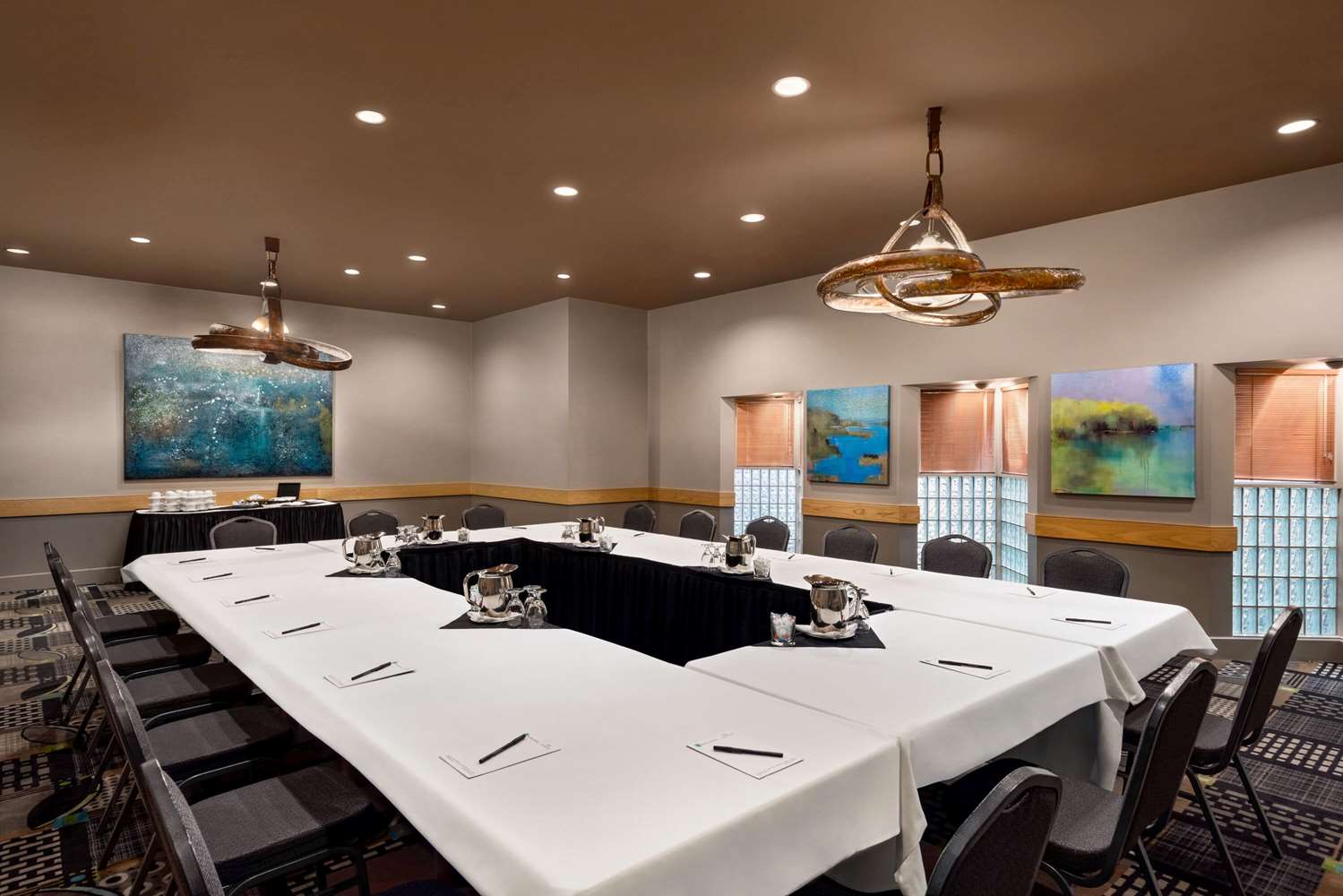 Royal Hotel West Edmonton, Trademark Collection by Wyndham 16/25
