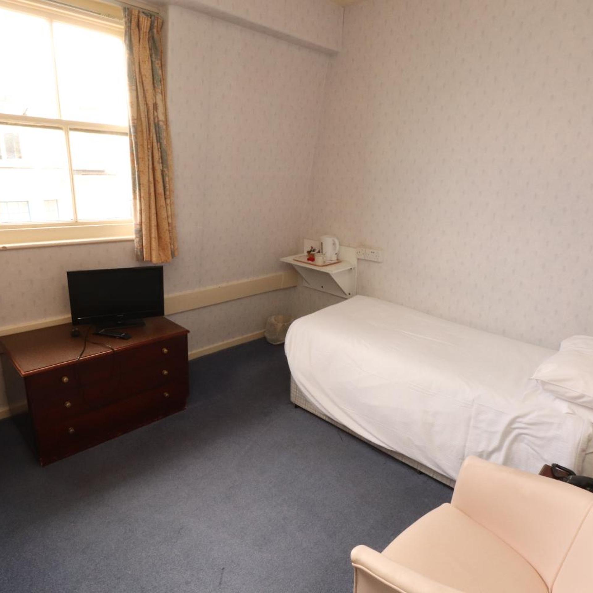 Room, Single, Sea View, The Esplanade Hotel 4/8