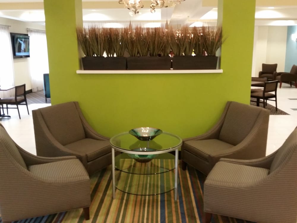 Holiday Inn Express & Suites Atascocita - Humble - Kingwood 47/66
