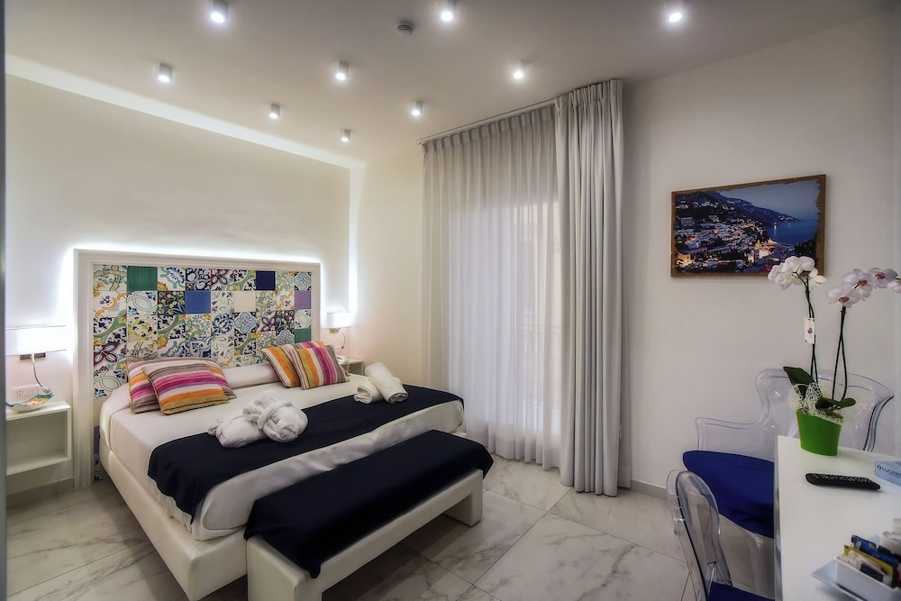 Superior, King Bed, Adult Only