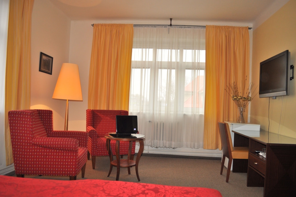 Hotel Svornost 44/72
