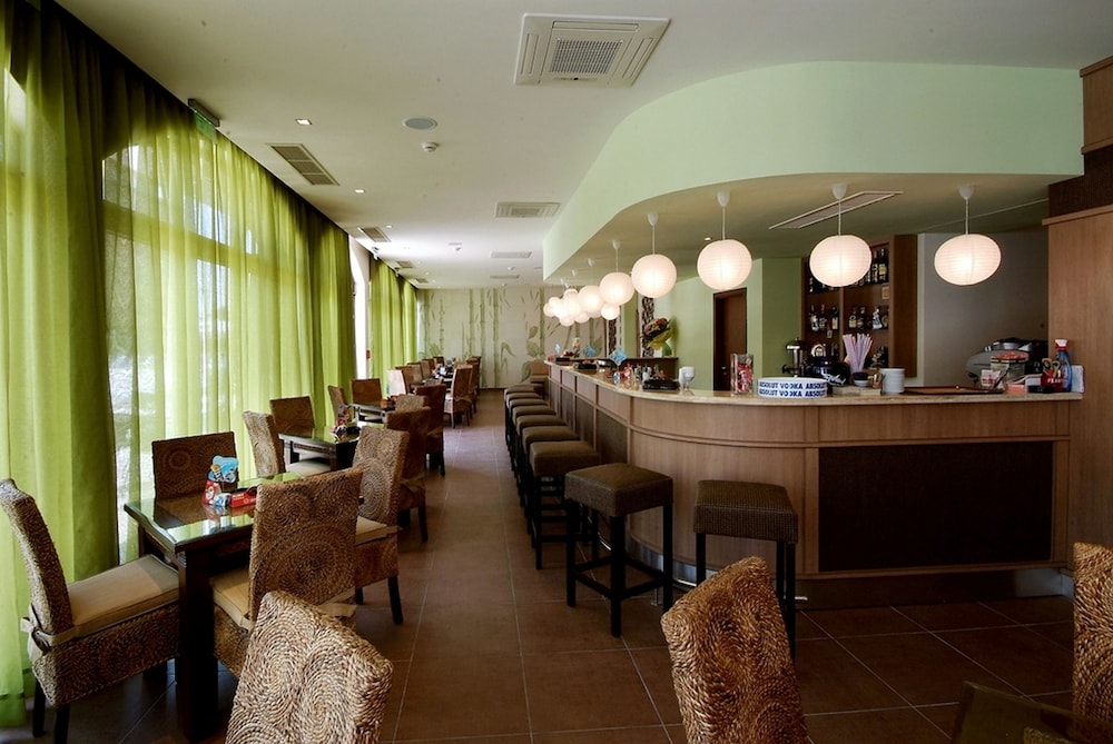 Royal Sun Holiday Complex 34/50