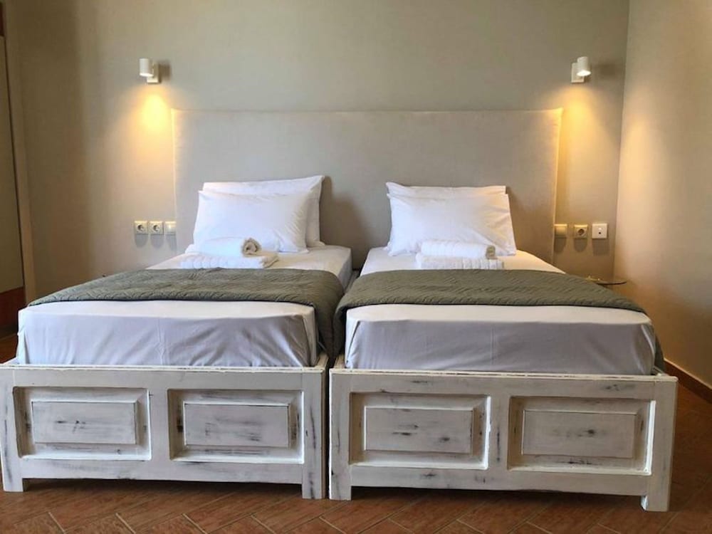 Girogiali Beach Hotel 21/50