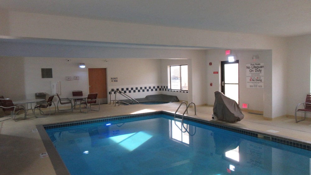 Comfort Inn & Suites Rochester South Mayo Clinic 27/54