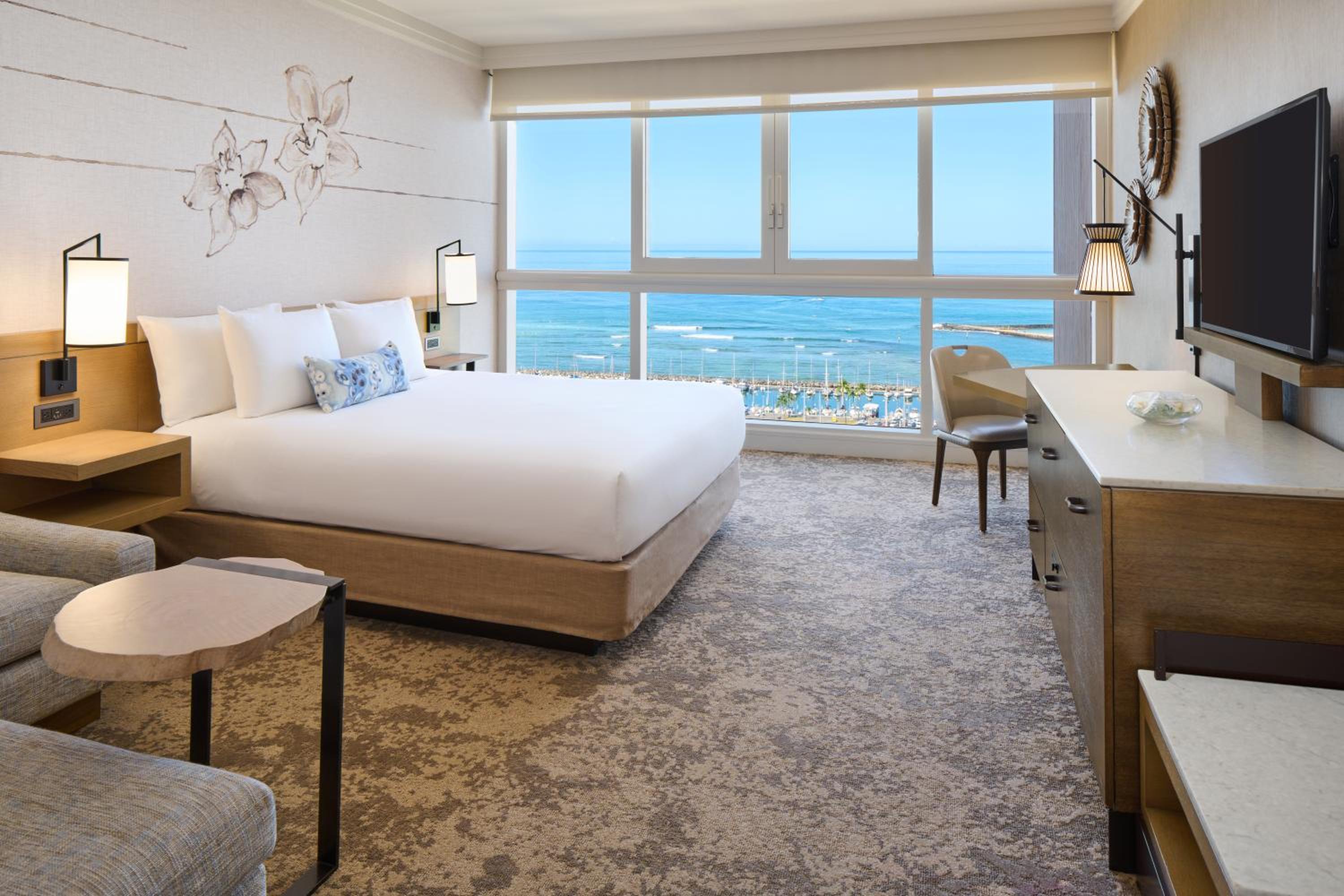 Room, King Bed, Ocean Front, Harbour View