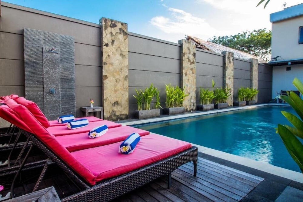 Svarna Suite Seminyak 5/62