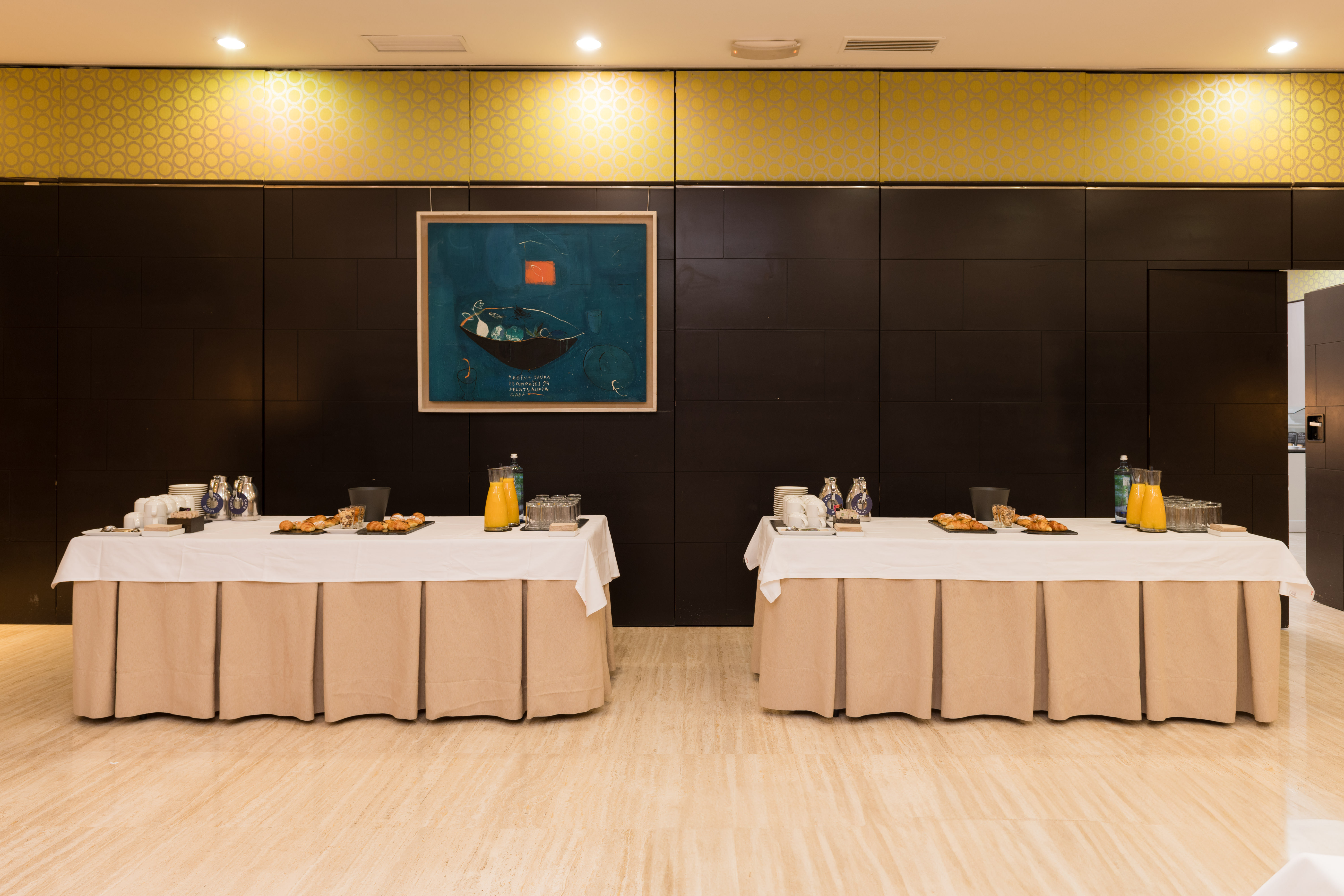 Hotel Ciudad de Valladolid 32/39