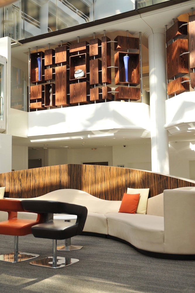 AC Hotel by Marriott Ambassadeur Antibes - Juan Les Pins 46/51