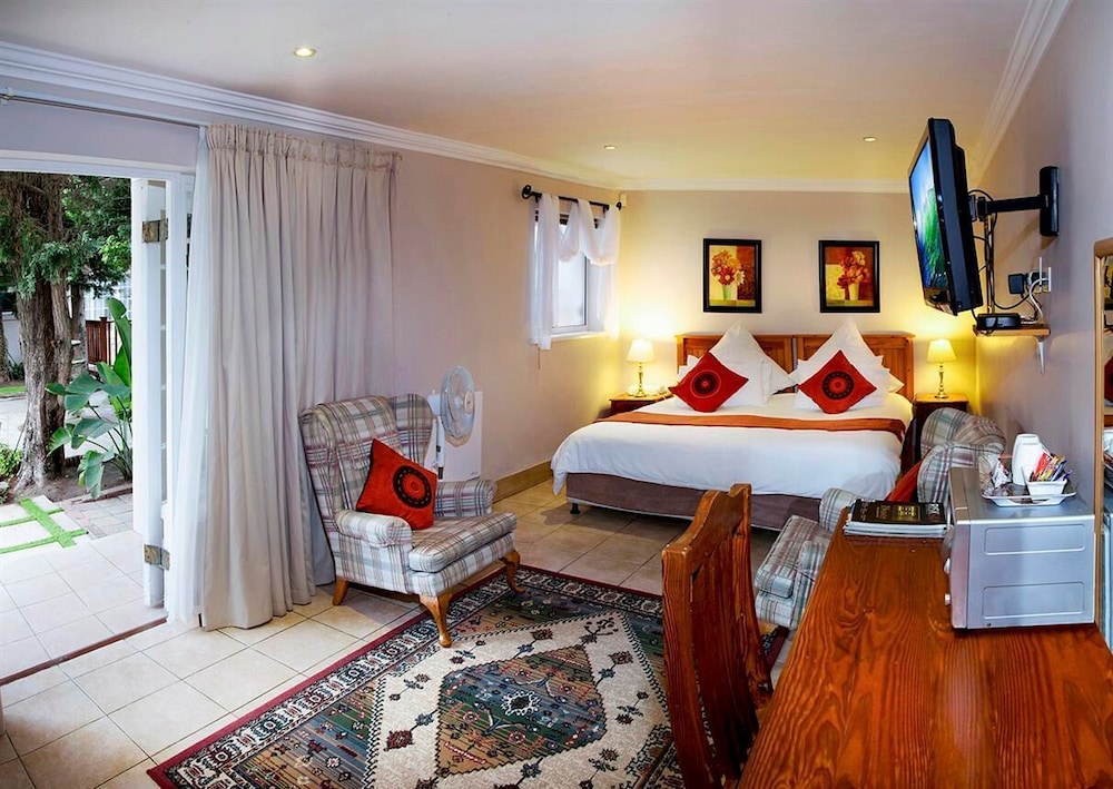 Heugh Road Guest House (Essential Service Acc) 15/24